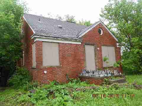 9391 Grandmont (3)_m.jpg